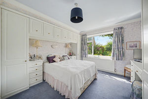 Principal bedroom- click for photo gallery